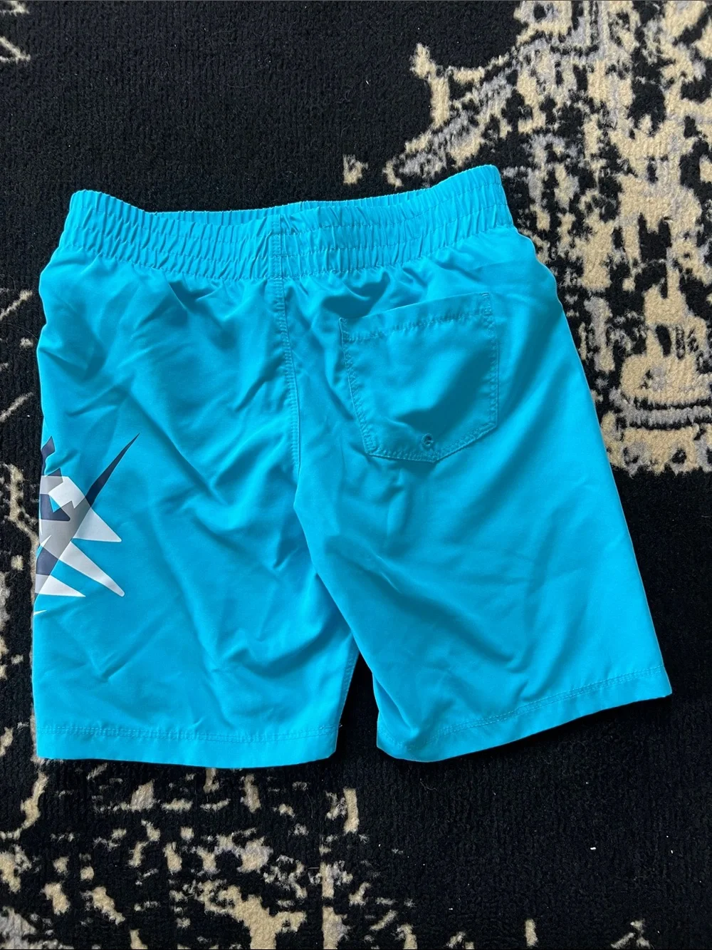 Boys Nike swim shorts Medium (5/6)